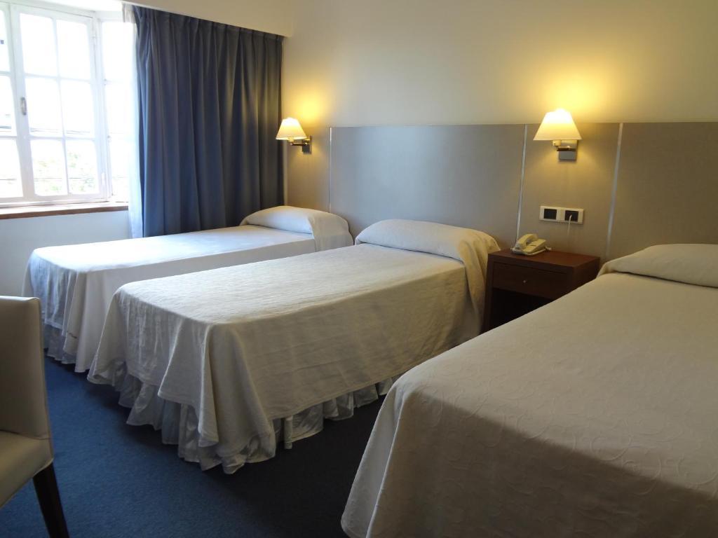 Los Tilos Hotel Y Spa By Cph 비야카를로스파스 객실 사진